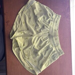 Lululemon hotty hot tall (4inch inseam) logo shorts